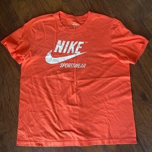 Nike Men’s Tee